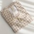 Pijamas de hombre de estilo japonés sin impresión, sin costura lateral, de doble capa de hilo de algodón a cuadros y pantalones largos para el servicio a domicilio.