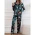 Elegante conjunto de pijamas con estampado floral