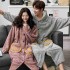 Pijama de manga larga de lana de coral y pijama de franela gruesa de terciopelo para una pareja caliente.