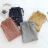 Pantalones de pijama a cuadros japoneses para mujeres, gasa de algodón puro de primavera y verano, pantalones de hogar de gran tamaño y sección delgada que se pueden usar en el exterior.