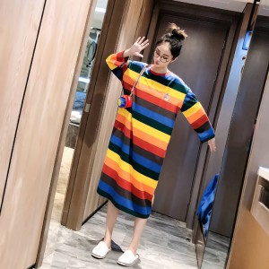 Lindo camisón de algodón de manga larga para mujeres Camisón de rayas gruesas arco iris para damas